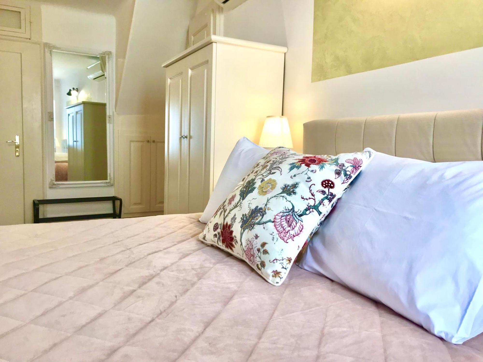 Casa Vittoria Hotel Rovinj Bilik gambar